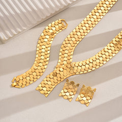 Four-piece set of gold-plated iron luxury exaggerated wide face hollow geometric rhombus grid necklace, earrings and bracelet set suitable for Women's banquet and wedding wear SHOWLU FASHION STORE