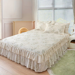 2/3pcs (Two/Three Piece Set) New Style Printed Ruffled Soft And Comfortable Breathable Bed Skirt (Includes One Bed Skirt And One/Two Pillowcases, Pillow Core Not Included) Bed Skirt, Bed Cover, Bed Set, Mattress Protector, Ma SHOWLU FASHION STORE