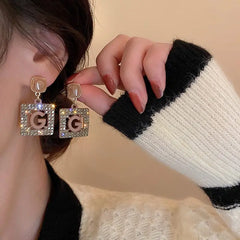 Showlu Fashion Store 0 ED0081 New Fashion Full of Rhinestone Letter D Earrings For Women Luxury Brand Gold Color Metal Small Earrings Party Jewelry Gift