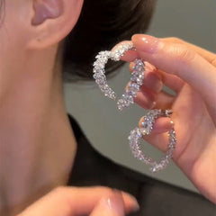 Light Extravagant Love Heart Women's Wheat Minimalist Fancy Earrings SHOWLU FASHION STORE