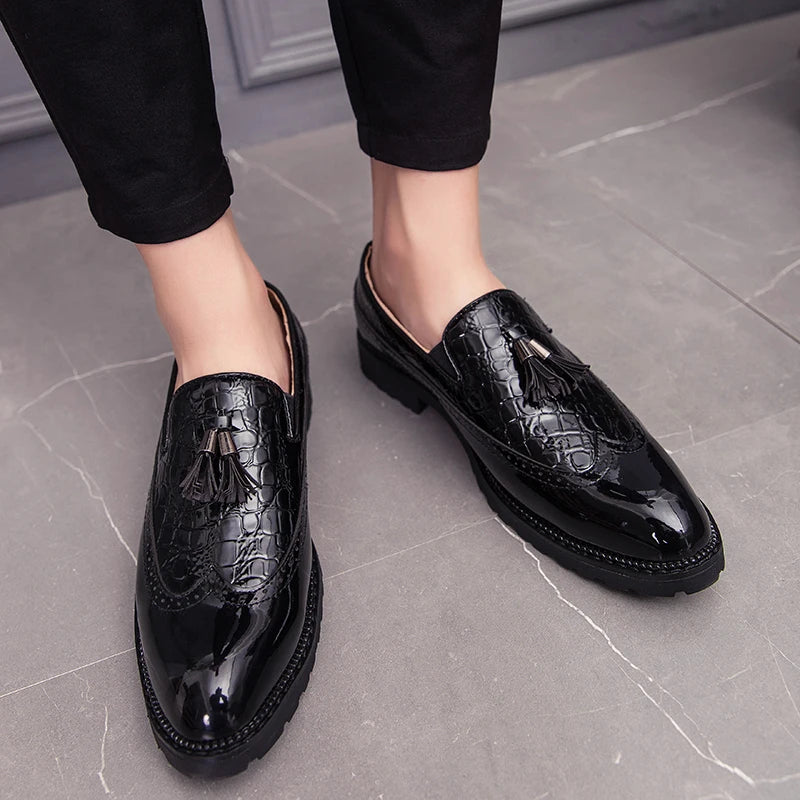 Fashion Shoe Office Shoes for Men Casual Shoes Breathable Leather Loafers Driving Moccasins Comfortable Slip on 2022 Three Color SHOWLU FASHION STORE