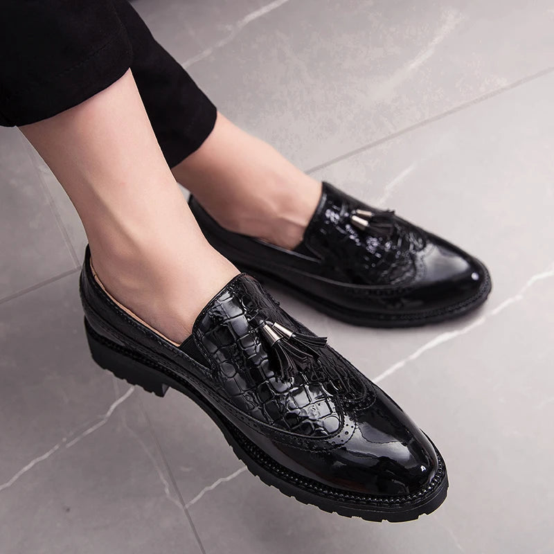 Fashion Shoe Office Shoes for Men Casual Shoes Breathable Leather Loafers Driving Moccasins Comfortable Slip on 2022 Three Color SHOWLU FASHION STORE