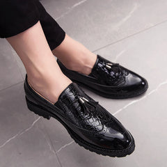 Fashion Shoe Office Shoes for Men Casual Shoes Breathable Leather Loafers Driving Moccasins Comfortable Slip on 2022 Three Color SHOWLU FASHION STORE