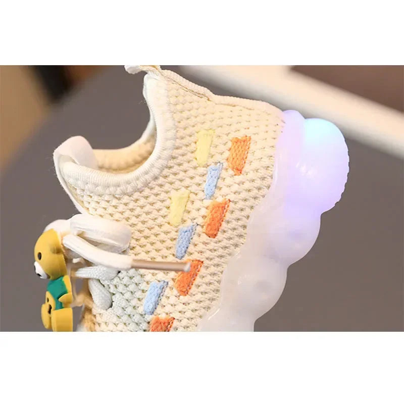 Fashion Children's Luminous Sneakers LED Flashing Shoes for Girls Baby Casual Shoes Spring Autumn Hot Sale Toddler Sports Shoes SHOWLU FASHION STORE