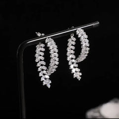 Korean Style Light Luxury Heavy Industry Love Niche Design Full of Zircon Leaves High-end Earrings for Women Jewelry. SHOWLU FASHION STORE