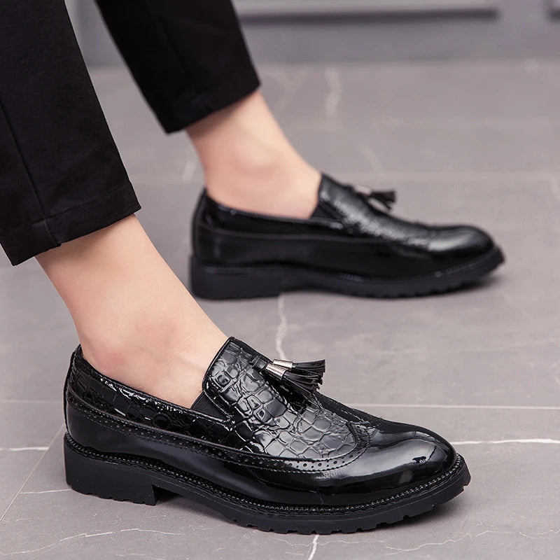 Fashion Shoe Office Shoes for Men Casual Shoes Breathable Leather Loafers Driving Moccasins Comfortable Slip on 2022 Three Color SHOWLU FASHION STORE
