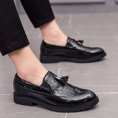 Fashion Shoe Office Shoes for Men Casual Shoes Breathable Leather Loafers Driving Moccasins Comfortable Slip on 2022 Three Color SHOWLU FASHION STORE