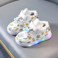 EACHIN Children Lighted Sneakers Baby Girls Spring Autumn New Walking Shoes Boys Fashion Sport Running Sneaker Kids Casual Flats SHOWLU FASHION STORE