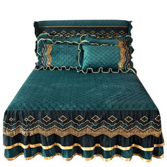 AI WINSURE - European Lace Velvet Bedspreads Quilted, King Size, Luxury, Retro Soft Bedskirt Set, with 2 Pillow Shams, Queen - SHOWLU FASHION STORE