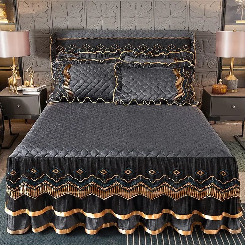 AI WINSURE - European Lace Velvet Bedspreads Quilted, King Size, Luxury, Retro Soft Bedskirt Set, with 2 Pillow Shams, Queen - SHOWLU FASHION STORE