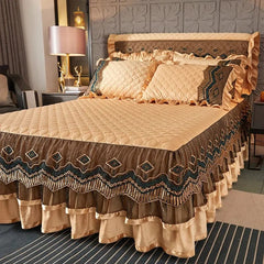 AI WINSURE - European Lace Velvet Bedspreads Quilted, King Size, Luxury, Retro Soft Bedskirt Set, with 2 Pillow Shams, Queen - SHOWLU FASHION STORE