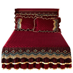 AI WINSURE - European Lace Velvet Bedspreads Quilted, King Size, Luxury, Retro Soft Bedskirt Set, with 2 Pillow Shams, Queen - SHOWLU FASHION STORE