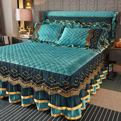 AI WINSURE - European Lace Velvet Bedspreads Quilted, King Size, Luxury, Retro Soft Bedskirt Set, with 2 Pillow Shams, Queen - SHOWLU FASHION STORE