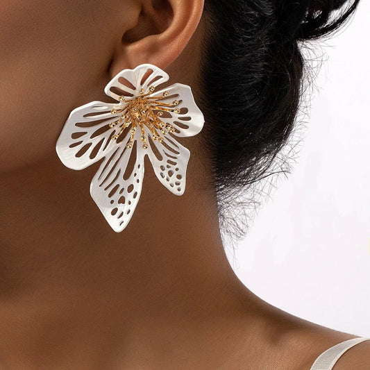 Fashionable Exaggerated Luxury White Flower Earrings for Women Jewelry Accessories Ball Party Dress Dangle Earrings - SHOWLU FASHION STORE
