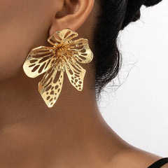 Fashionable Exaggerated Luxury White Flower Earrings for Women Jewelry Accessories Ball Party Dress Dangle Earrings - SHOWLU FASHION STORE
