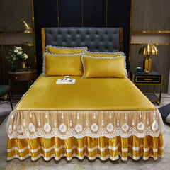 Lace Fitted Bed Sheet Luxury Bedding Set Romantic Ice Mat Folding Embroidered Sheets Linen Bedding Queen Bedspread with Skirt - SHOWLU FASHION STORE