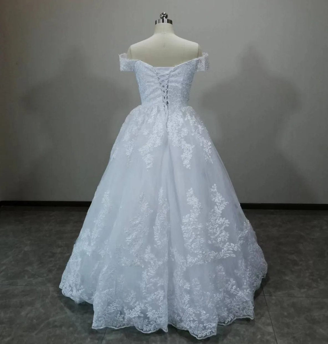 White Off the Shoulder Vestido De Noiva Wedding Dress Custom - made Plus Size Vestidos De Novia Bridal Tulle Mariage - SHOWLU FASHION STORE